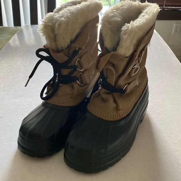 SOREL Unisex Kids Winter/ Snow Boots Size 1 - Picture 1 of 8